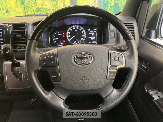 Toyota HIACE VAN 2025-04 8882646-11