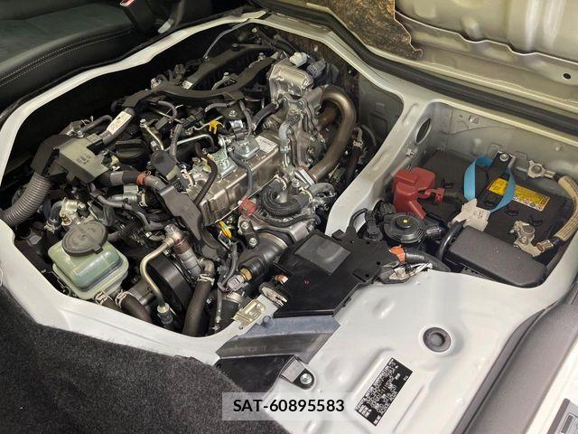 Toyota HIACE VAN 2025-04 8882646-17