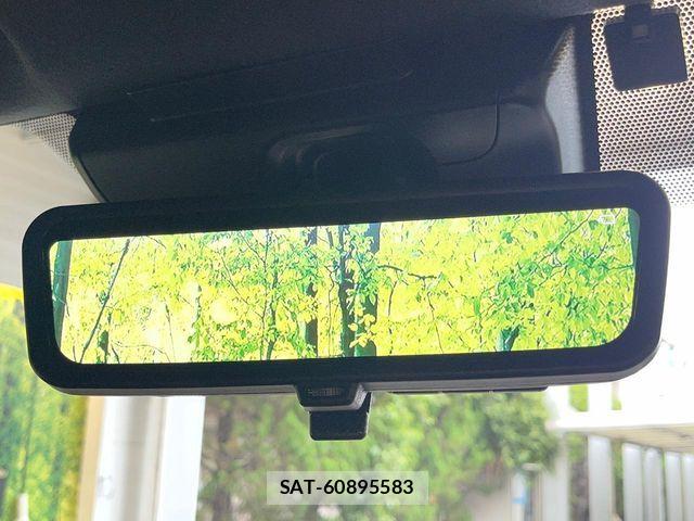 Toyota HIACE VAN 2025-04 8882646-7