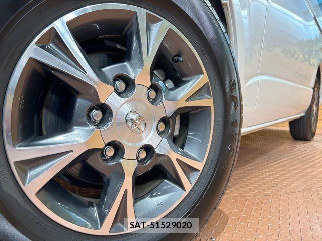 Toyota HIACE VAN 2025-05 8882652-12