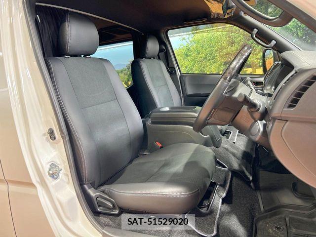 Toyota HIACE VAN 2025-05 8882652-7
