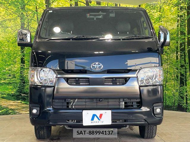 Toyota HIACE VAN 2025-03 8882647-13
