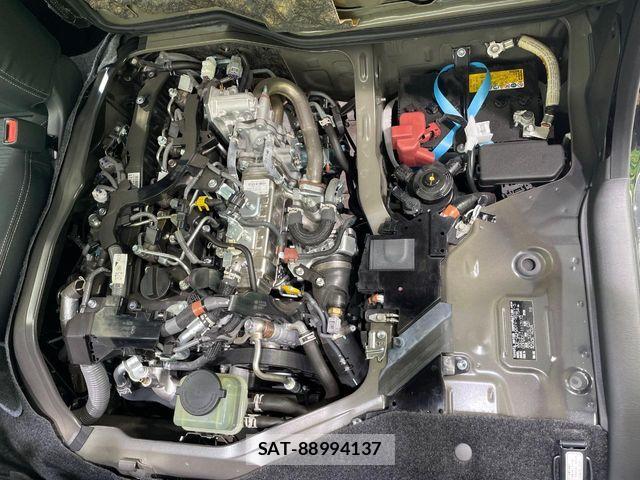 Toyota HIACE VAN 2025-03 8882647-17