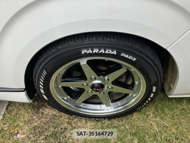 Toyota HIACE VAN 2011-06 8882668-11