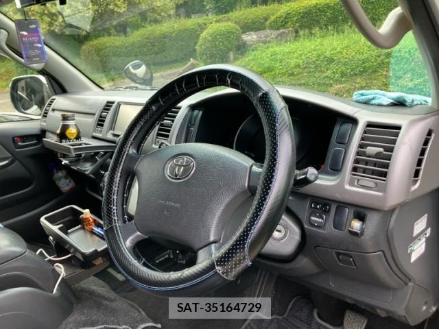 Toyota HIACE VAN 2011-06 8882668-13