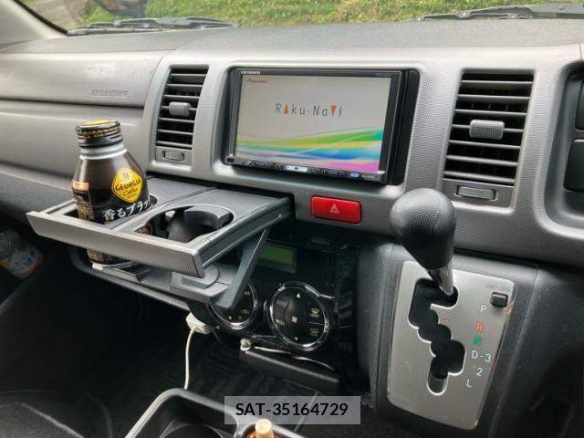 Toyota HIACE VAN 2011-06 8882668-19