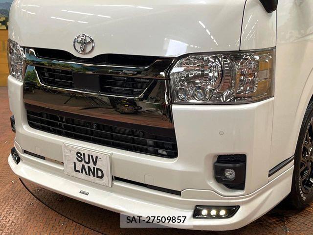 Toyota HIACE VAN 2023-12 8882649-2