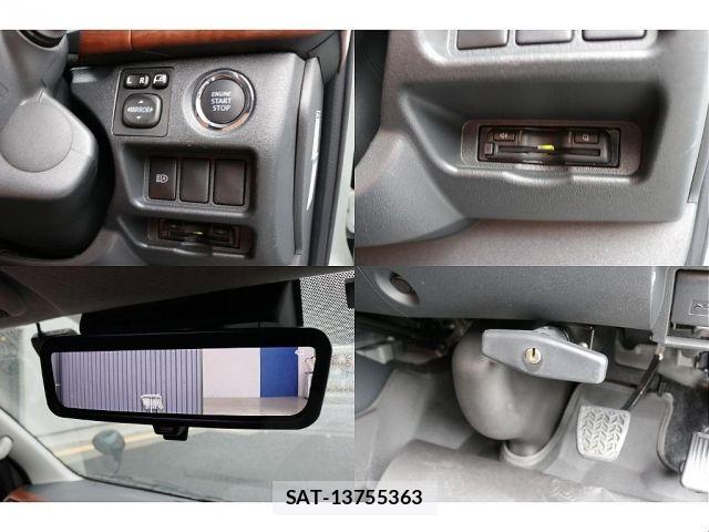 Toyota HIACE VAN 2024-01 8882643-15