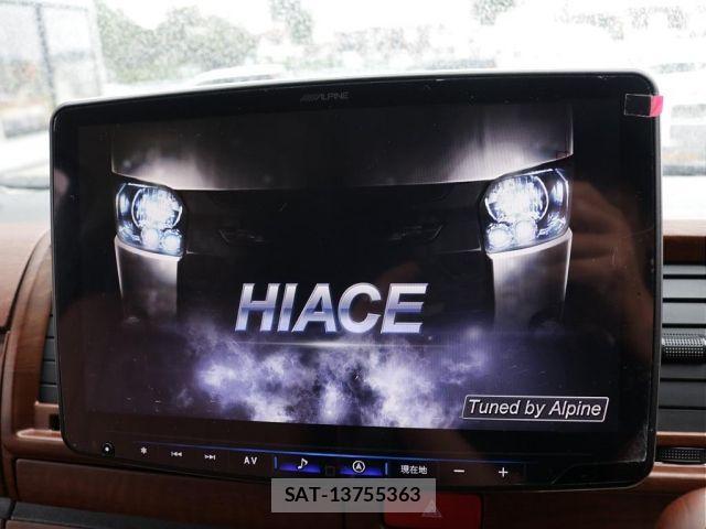 Toyota HIACE VAN 2024-01 8882643-3