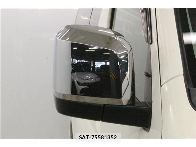 Toyota HIACE VAN 2020-10 8882661-9
