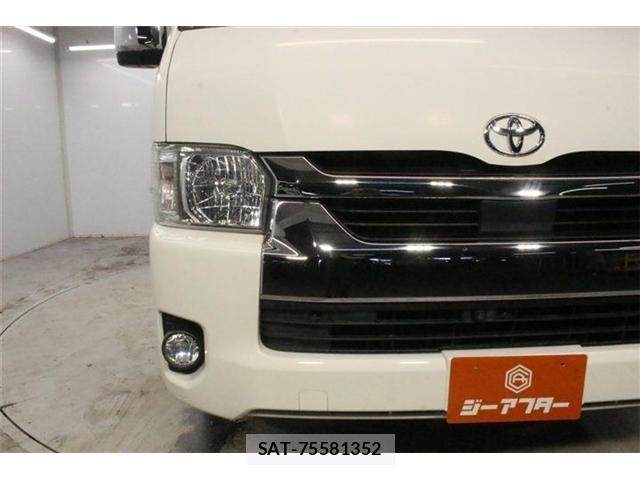 Toyota HIACE VAN 2020-10 8882661-10