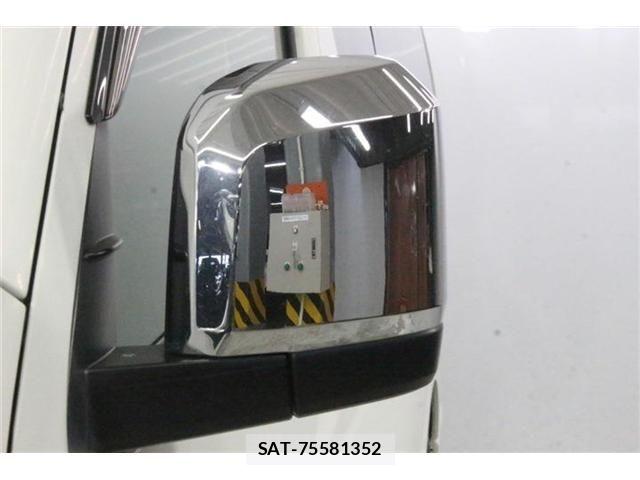 Toyota HIACE VAN 2020-10 8882661-17