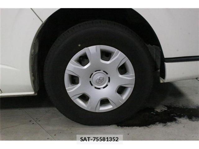Toyota HIACE VAN 2020-10 8882661-23