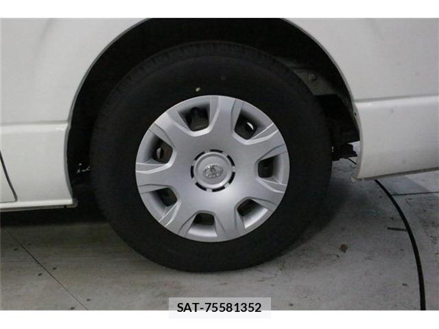 Toyota HIACE VAN 2020-10 8882661-25