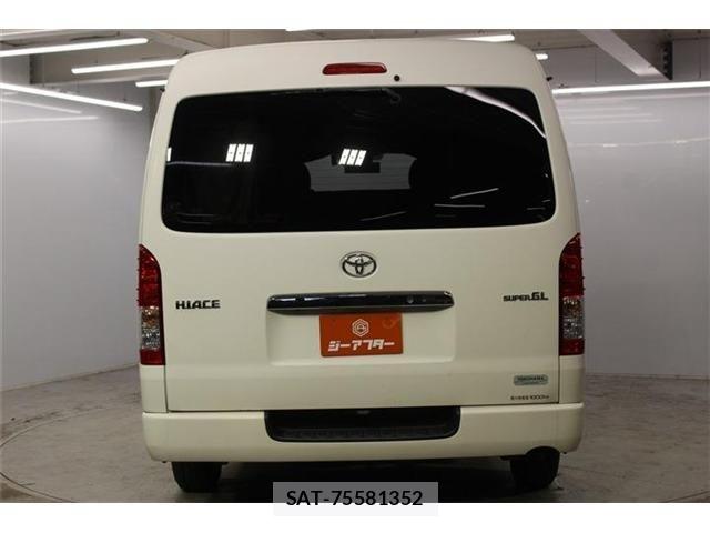 Toyota HIACE VAN 2020-10 8882661-5