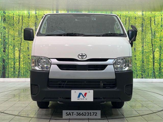 Toyota HIACE VAN 2025-04 8882658-13