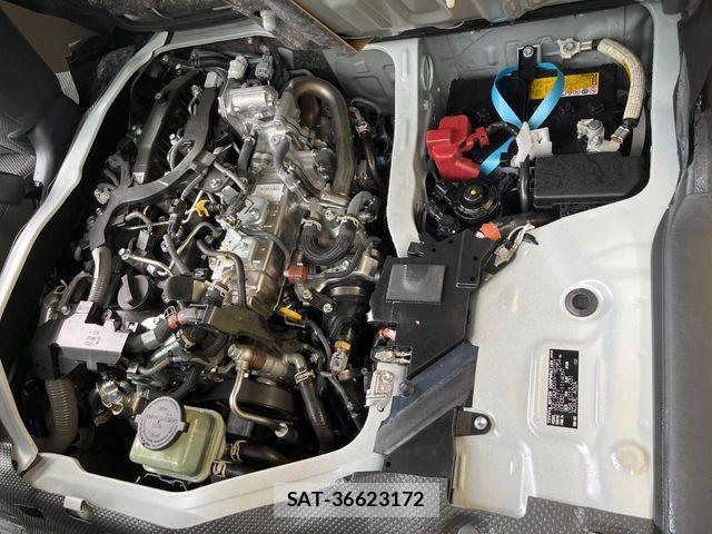 Toyota HIACE VAN 2025-04 8882658-18
