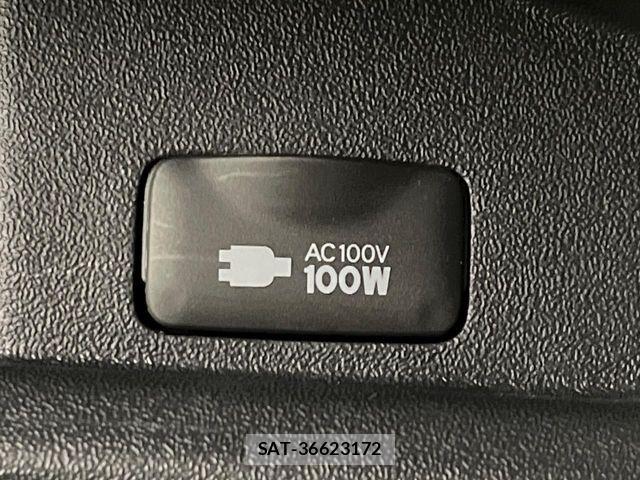 Toyota HIACE VAN 2025-04 8882658-6