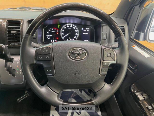 Toyota HIACE VAN 2023-02 8882657-10