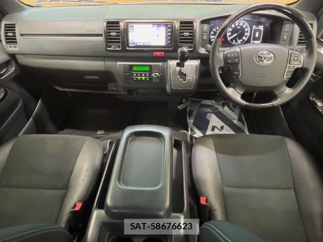 Toyota HIACE VAN 2023-02 8882657-1