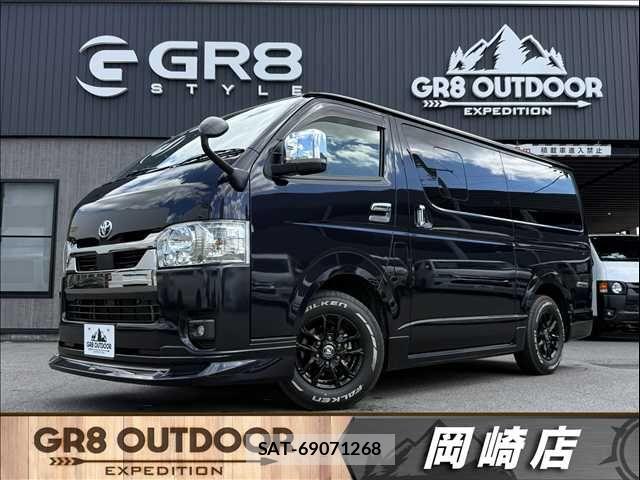 Toyota HIACE VAN 2023-03 8882656-0
