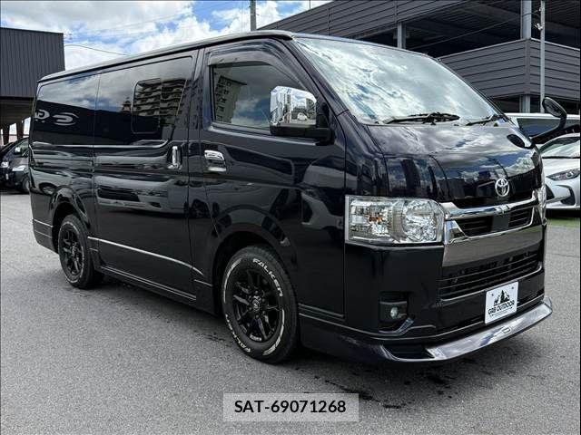 Toyota HIACE VAN 2023-03 8882656-10