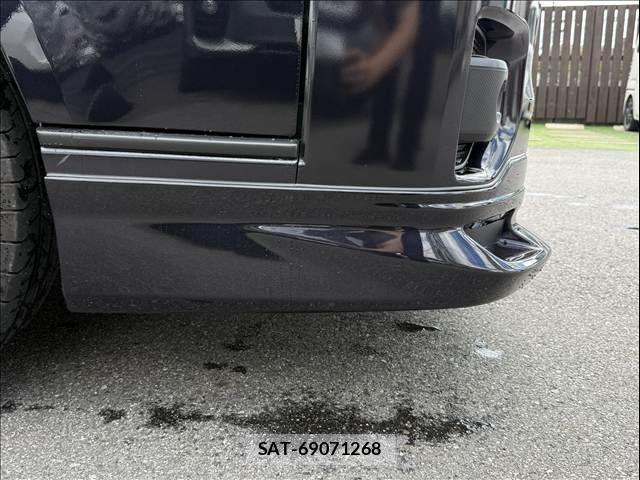 Toyota HIACE VAN 2023-03 8882656-29
