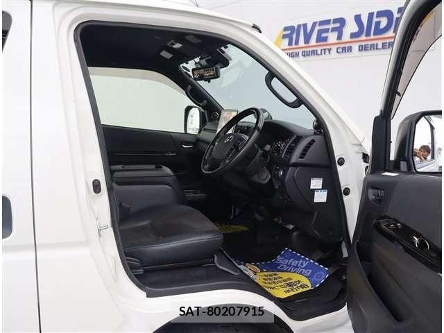 Toyota HIACE VAN 2021-10 8882654-25