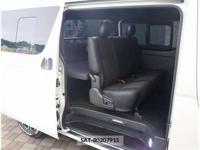 Toyota HIACE VAN 2021-10 8882654-26