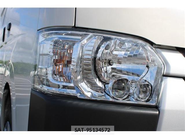 Toyota HIACE VAN 2025-06 8882659-11