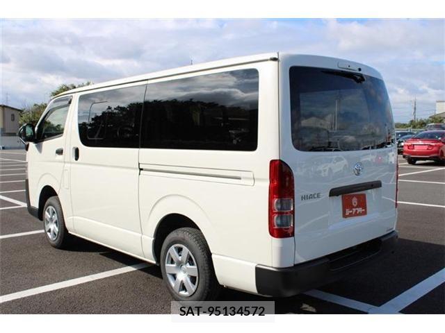 Toyota HIACE VAN 2025-06 8882659-15