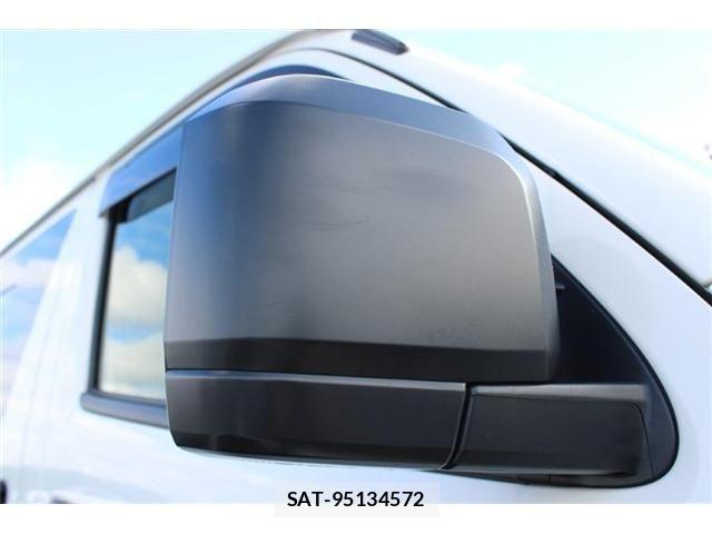 Toyota HIACE VAN 2025-06 8882659-23