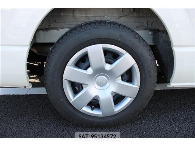 Toyota HIACE VAN 2025-06 8882659-28