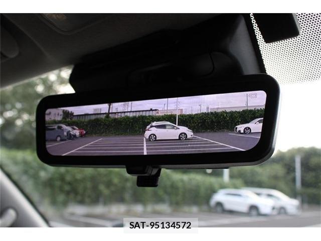 Toyota HIACE VAN 2025-06 8882659-5