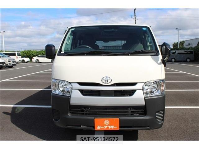 Toyota HIACE VAN 2025-06 8882659-8