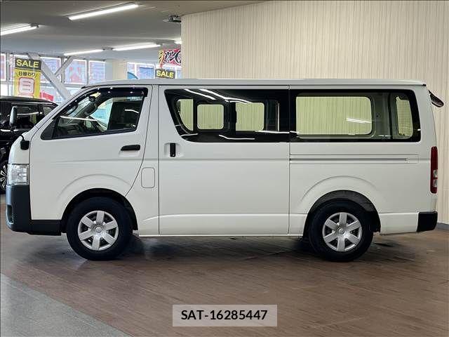 Toyota HIACE VAN 2020-04 8882660-3