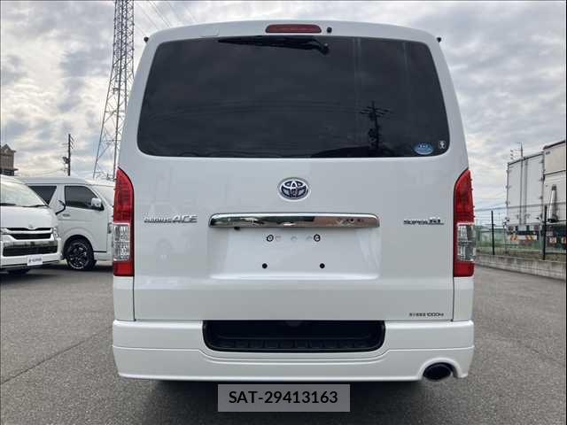 Toyota HIACE VAN 2014-01 8882662-17