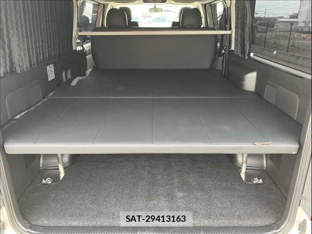 Toyota HIACE VAN 2014-01 8882662-3