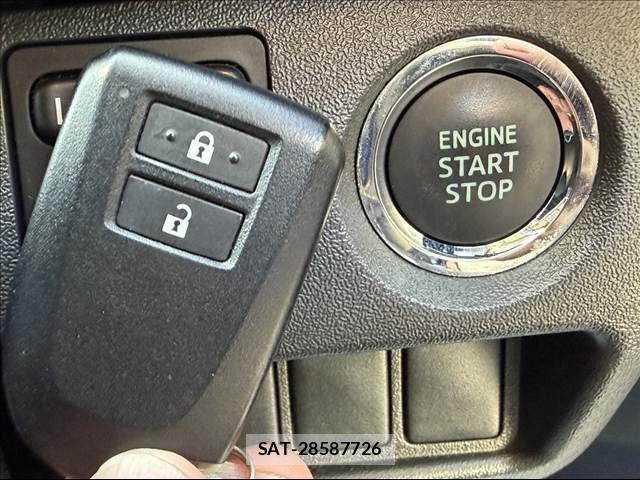 Toyota HIACE VAN 2015-07 8882663-17