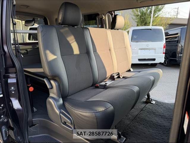 Toyota HIACE VAN 2015-07 8882663-7