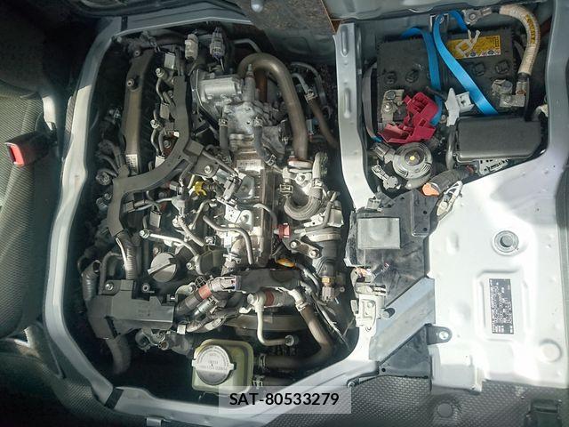 Toyota HIACE VAN 2021-04 8884499-17
