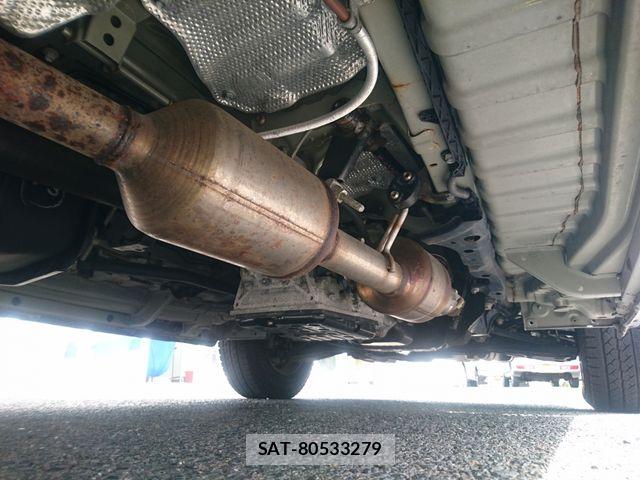 Toyota HIACE VAN 2021-04 8884499-24