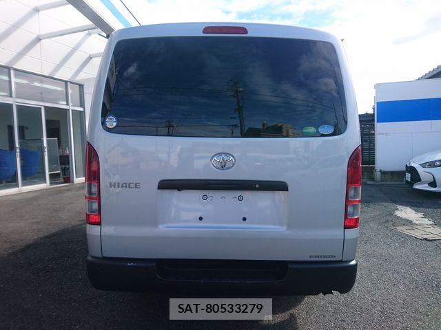 Toyota HIACE VAN 2021-04 8884499-4
