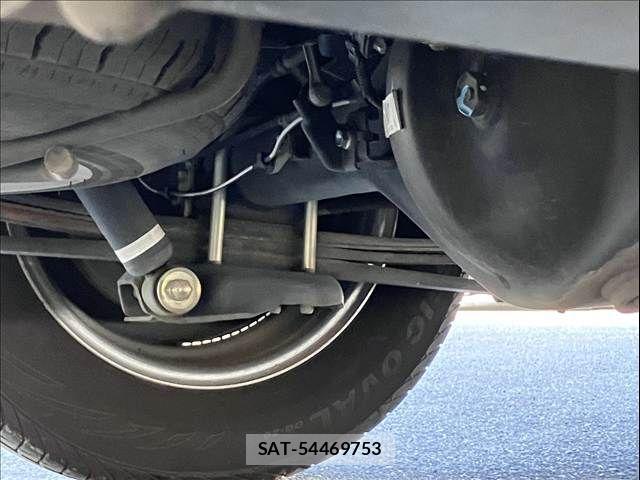 Toyota HIACE VAN 2018-03 8884497-21