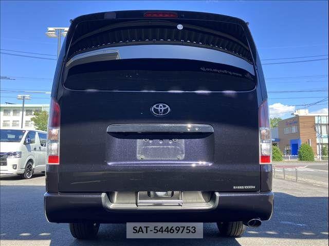 Toyota HIACE VAN 2018-03 8884497-2