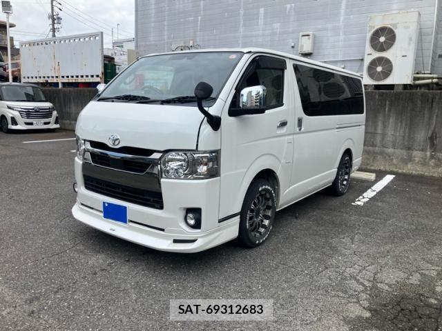 Toyota HIACE VAN 2020-10 8884498-1