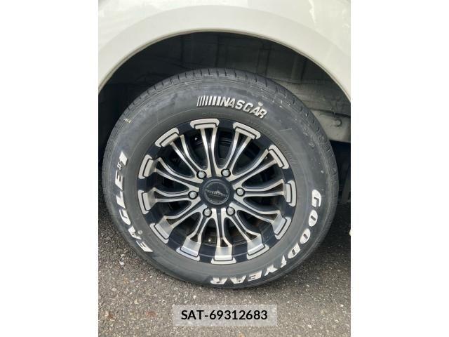 Toyota HIACE VAN 2020-10 8884498-5