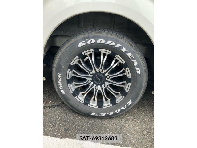 Toyota HIACE VAN 2020-10 8884498-6