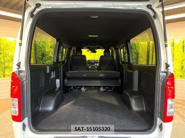 Toyota HIACE VAN 2021-10 8884496-10