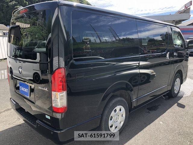 Toyota HIACE VAN 2023-03 8884495-1